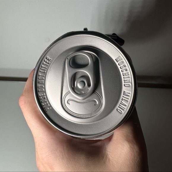 RARE SS20 Moschino x Budweiser Couture Clutch Shaped Can Purse NEW With Tags - Picture 9 of 10